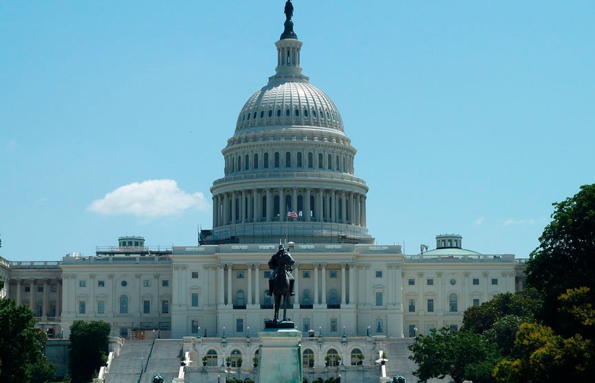 Сенат США поддержал закон о слежке за иностранцами за пределами страны