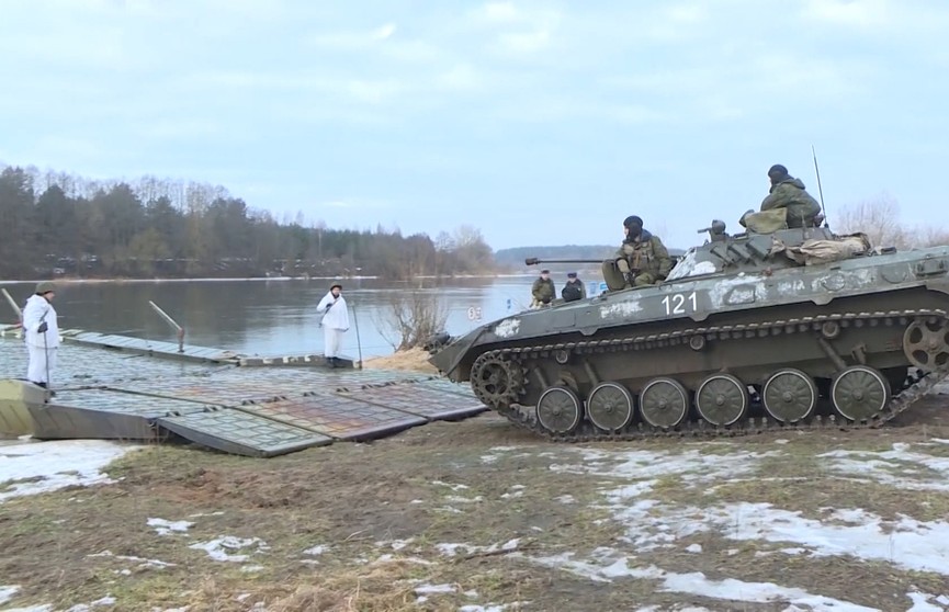 Комплексная проверка боеготовности армии завершилась в Беларуси