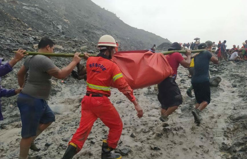 На нефритовом руднике в Мьянме при оползне погибло 172 человека