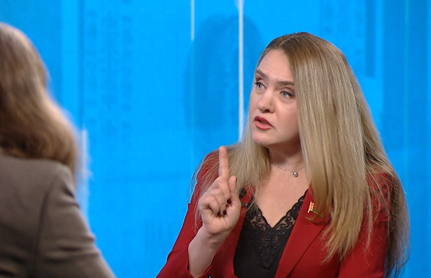 Депутат Ленчевская: Токаев должен был, как и Лукашенко, обращаясь к людям, сказать, что нужно отстоять страну!