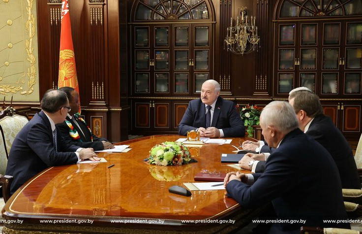 «Все договоренности будут неукоснительно соблюдаться». Встреча Лукашенко с главой МИД Зимбабве