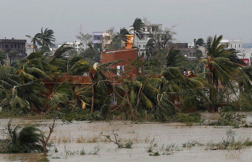 Жертвами циклона «Фани» уже стали 16 человек