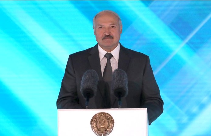 Александр Лукашенко: «Славянский базар» всегда разрушал барьеры и укреплял дружбу народов