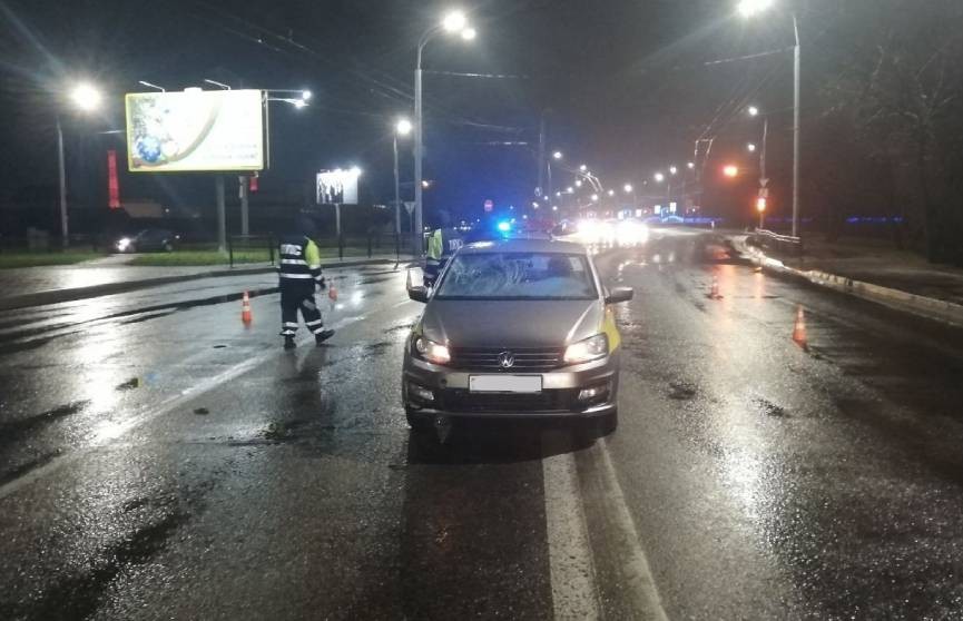 Водитель такси сбил пешехода в Гродно
