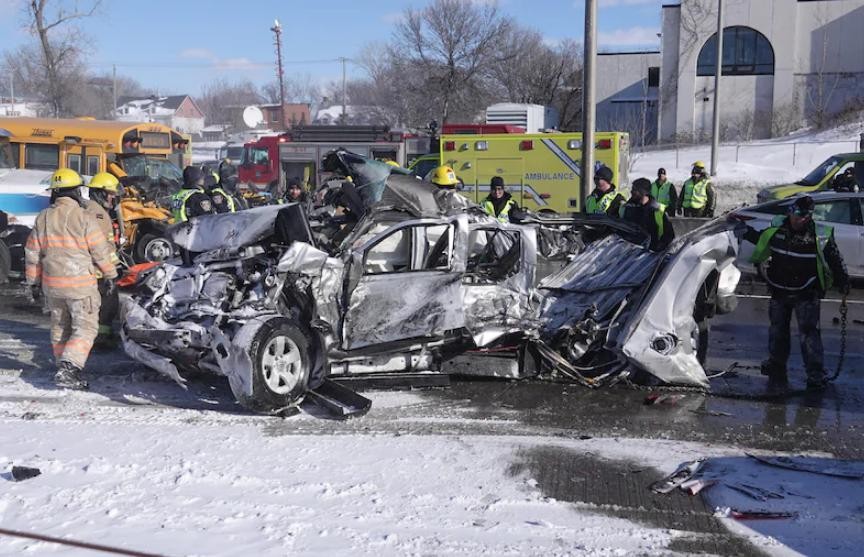 Более 60 человек пострадали в ДТП с участием 200 автомобилей в Канаде