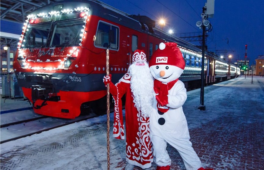 Праздничный состав из Петербурга в… Петербург запустят в новогоднюю ночь