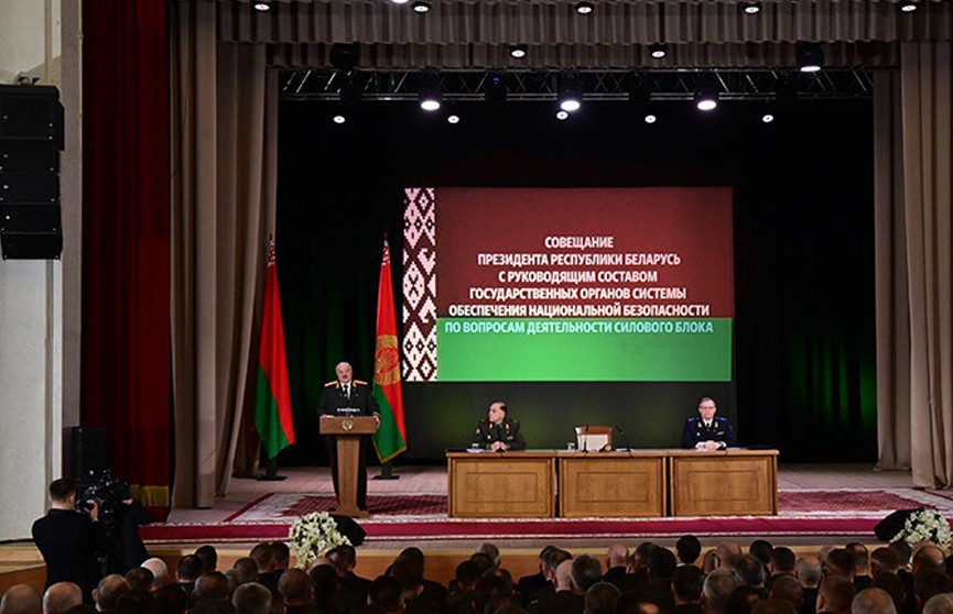 А. Лукашенко отреагировал на вброс о вакцине для Президента