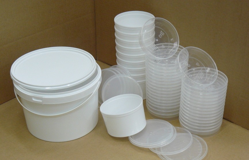 Пластиковые тарелки, чашки и стаканы хотят запретить в общепите