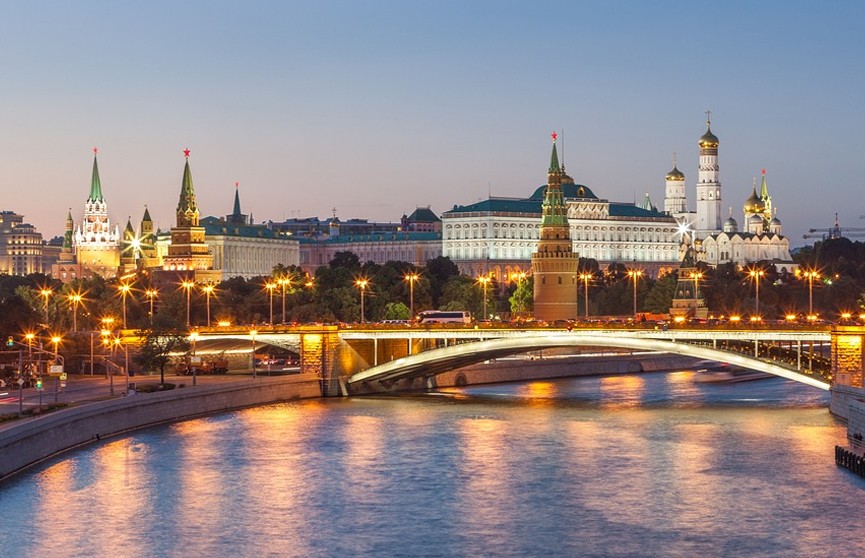 Россия провела подготовку к «потолку» цен на нефть, заявили в Кремле