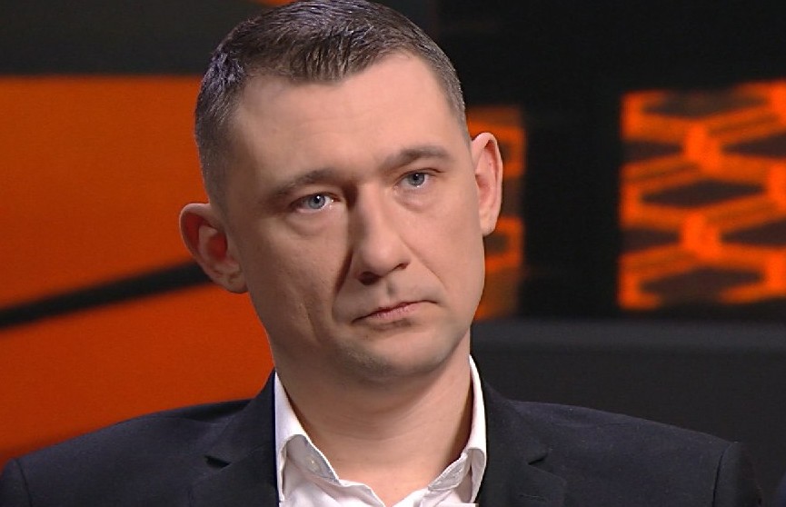 Как манипулируют и руководят белорусскими протестующими, объяснил мотивационный тренер  Алексей Талай
