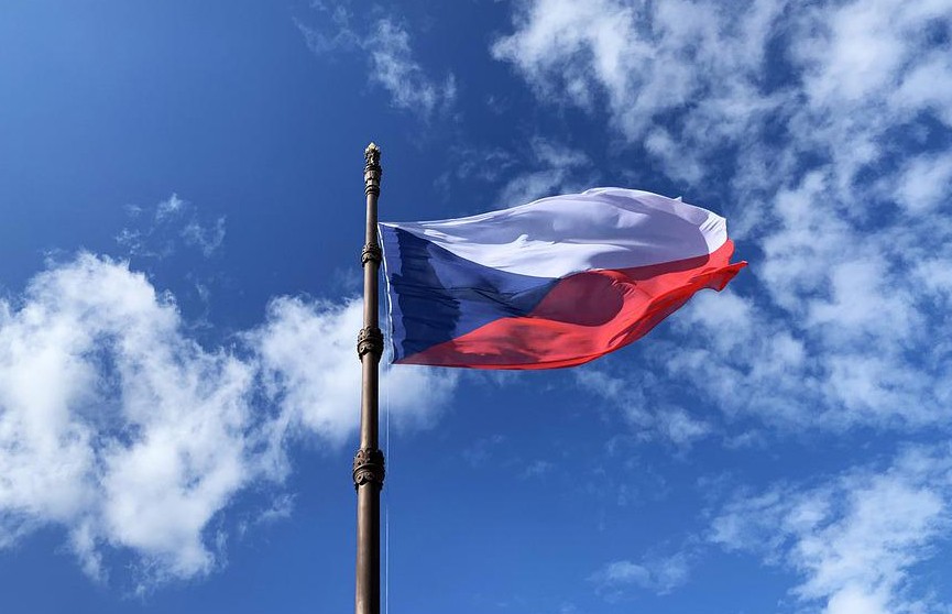 В Чехии заявили, что Западу придется пойти на большие жертвы ради Украины