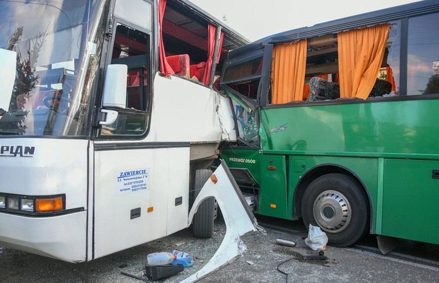 В Польше столкнулись два школьных автобуса. Есть пострадавшие