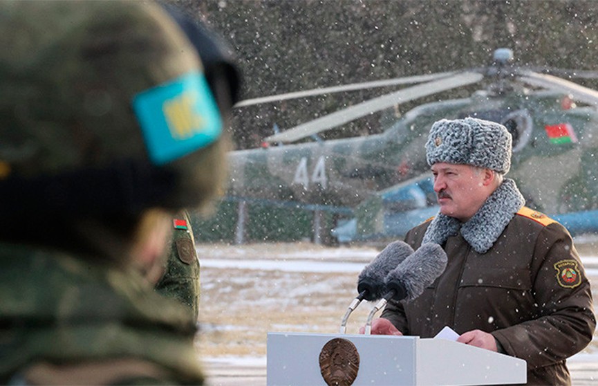 Лукашенко: Операция ОДКБ - сигнал всем, кто точит меч по периметру наших границ