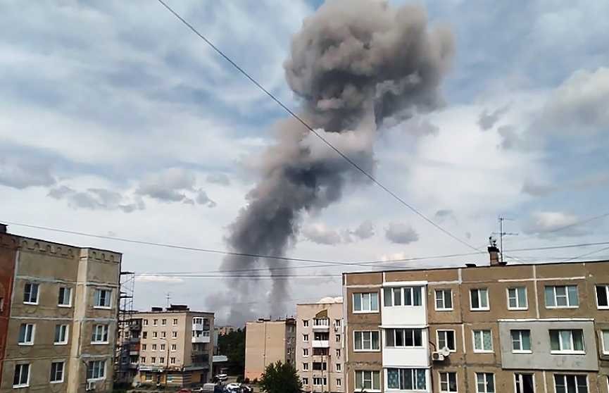Два мощных взрыва прогремели на заводе в российском Дзержинске