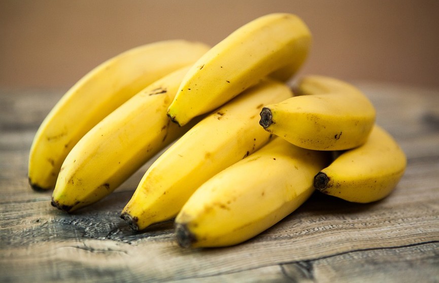 В чем разница между желтыми и зелеными бананами, рассказала нутрициолог
