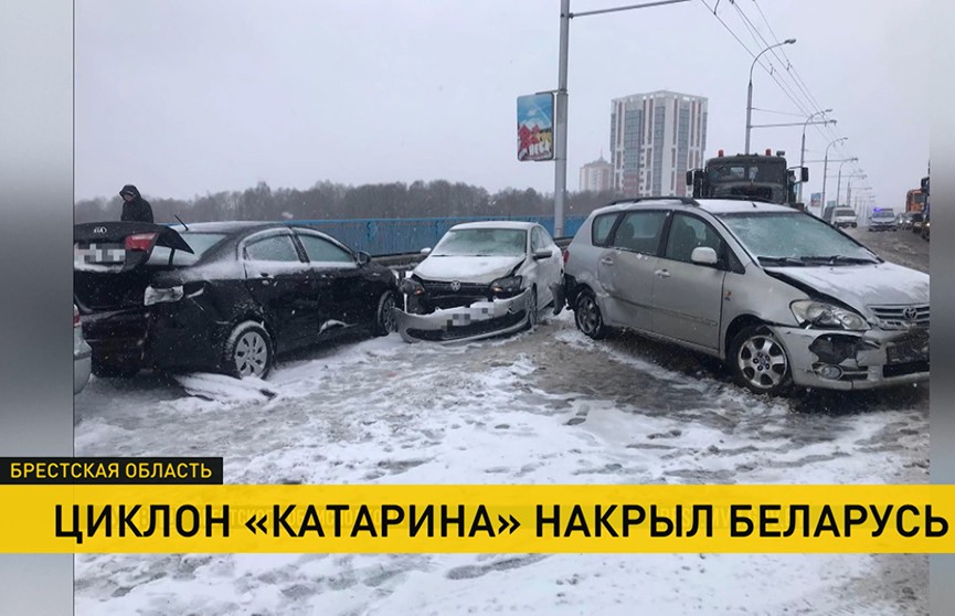 «Катарина» принесла в Беларусь снегопад в апреле, новый циклон обещает ветреную и ненастную погоду