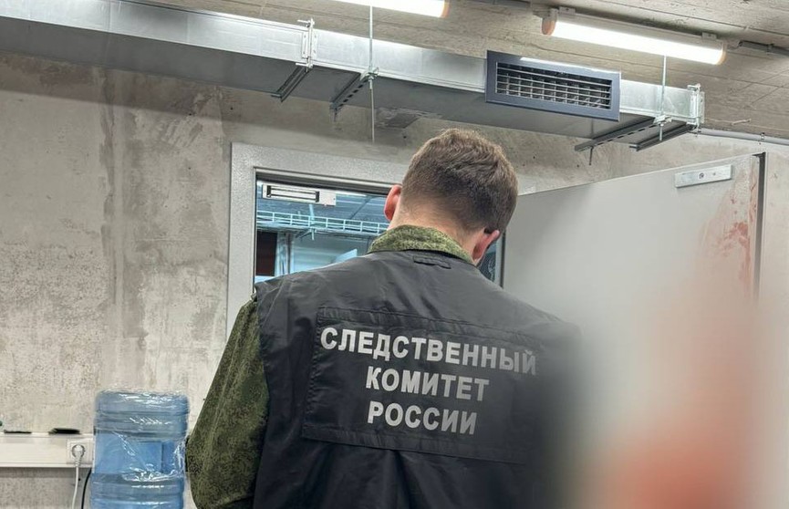 В Москве мужчина залил в рот своему собутыльнику монтажную пену – тот погиб