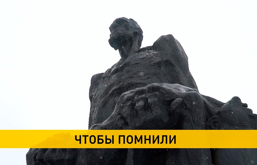 Хатынь, 78 лет спустя: накануне трагической годовщины в Беларуси вспоминают все сожженные нацистами деревни