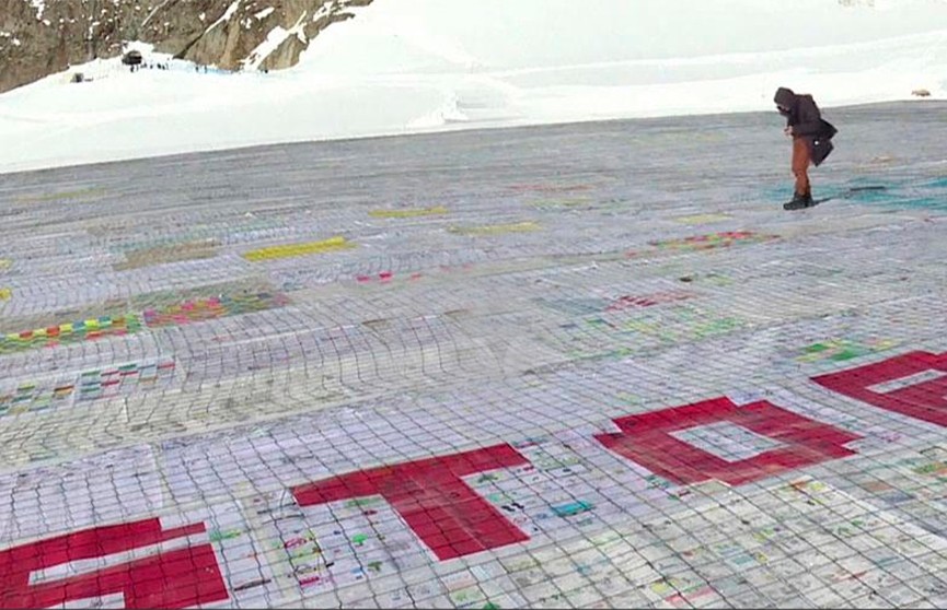 Открытка из детских рисунков площадью 2,5 км появилась в Альпах