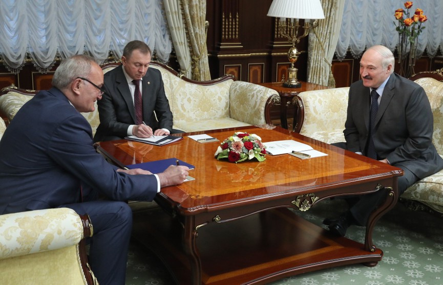 Александр Лукашенко высоко оценил вклад посла Сербии в развитие двустороннего сотрудничества с Беларусью