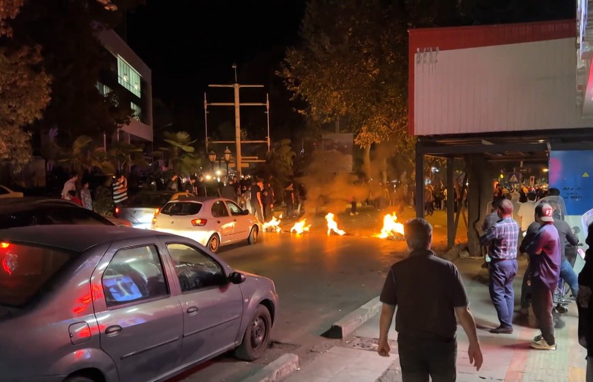 В Иране на протестах погибли уже 8 человек