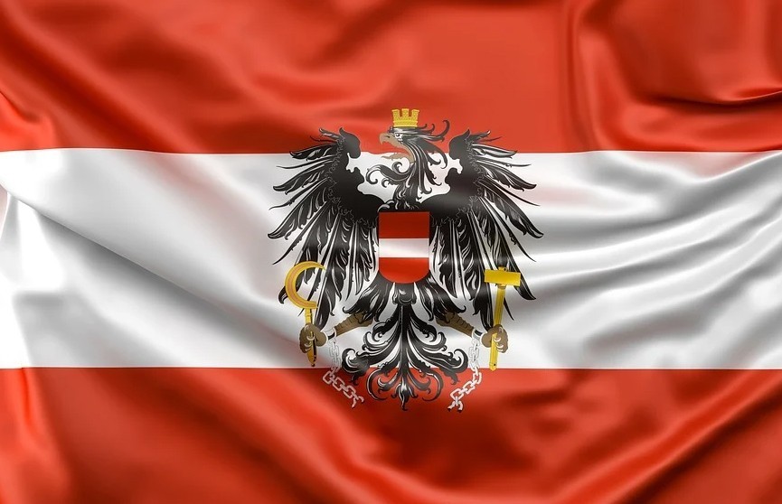 Кандидат в президенты Австрии заявил, что санкции ЕС против России  – «война против самих себя»