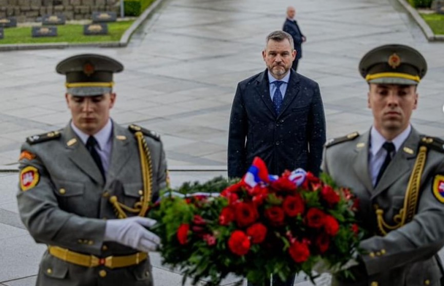 Избранный президент Словакии выступил против военной поддержки Украины