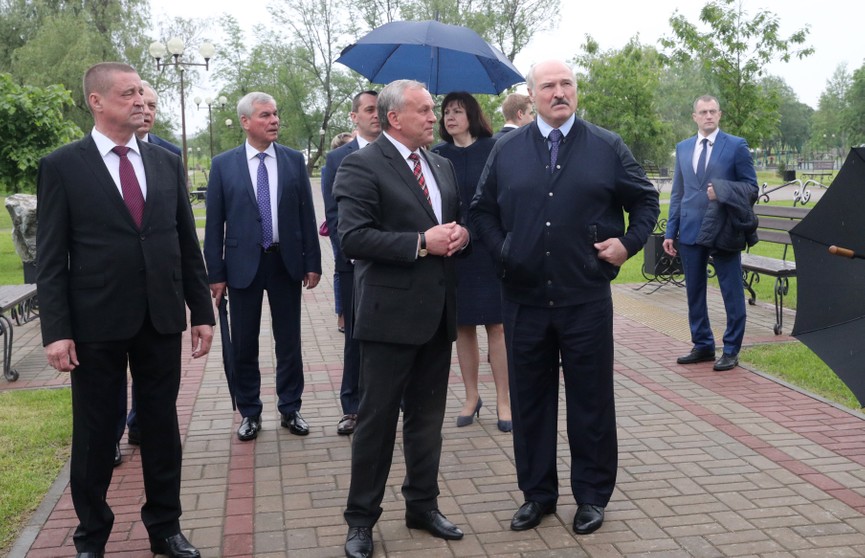 Александр Лукашенко: воедино сошлись четыре "пандемии": в здравоохранении, экономике, политике и на информационном поле