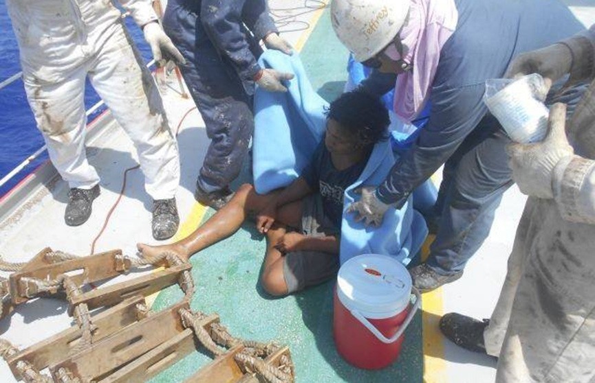 Индонезийский юноша выжил после 49 дней в открытом море