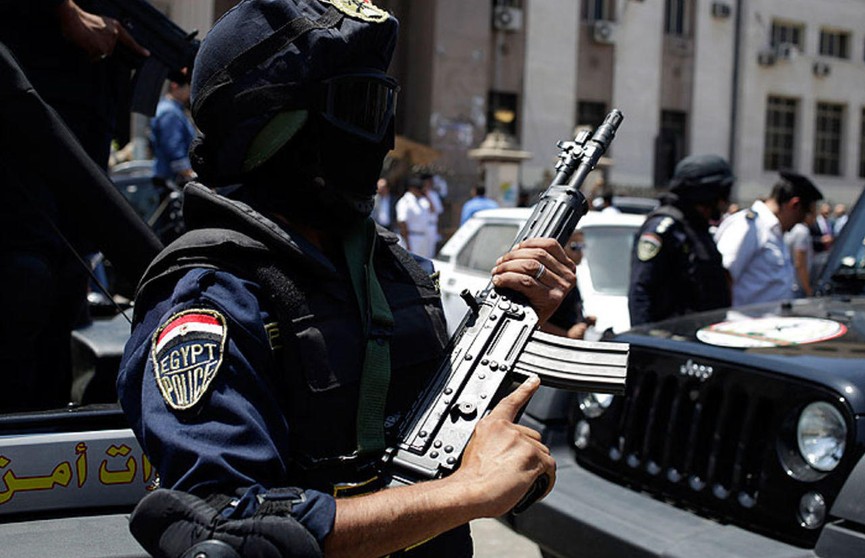 Террористы убили семерых полицейских в Египте