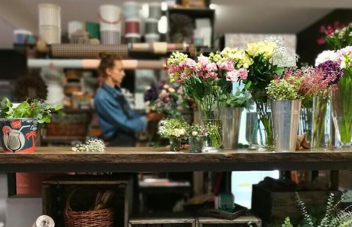 Мужчина так сильно хотел выпить, что решил ограбить цветочный магазин в Новополоцке