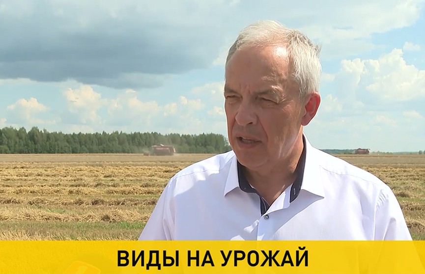 Сергеенко посетил Витебскую область для контроля за ходом уборочной кампании