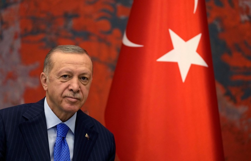 Эрдоган поручил разработать с Москвой альтернативы системе «Мир»