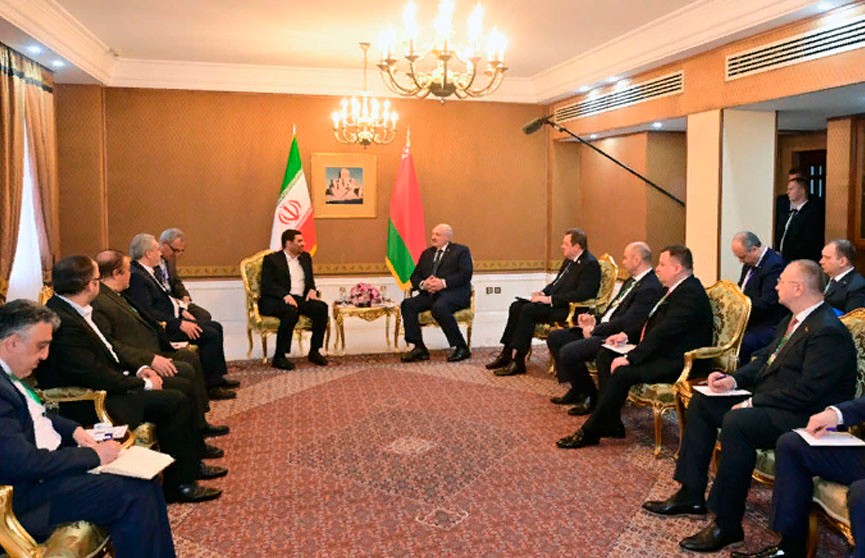 Лукашенко предлагает Ирану создавать совместные предприятия