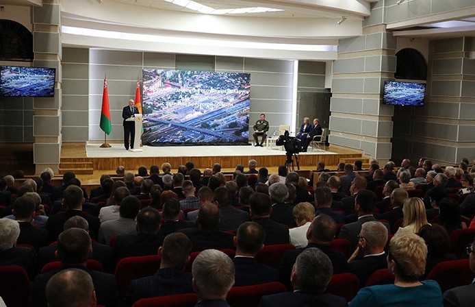 Лукашенко: бизнес, который честно работает во благо нашей страны и народа, мы всегда будем поддерживать