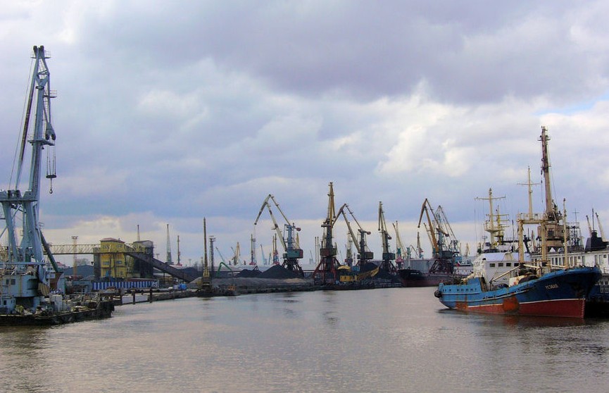 Литва и Еврокомиссия согласовали принципы транзита российских грузов в Калининград