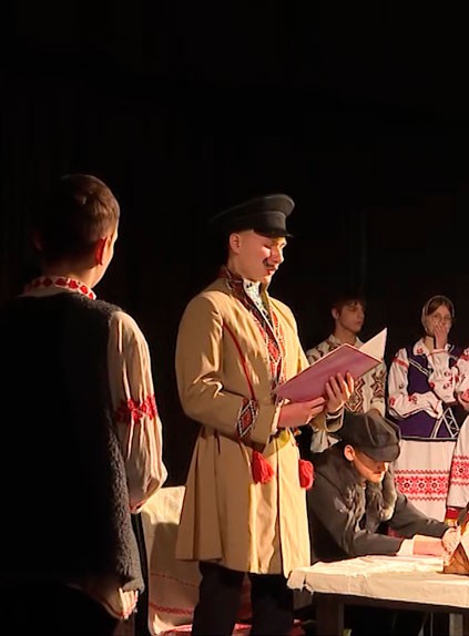 В Витебске проходит фестиваль школьных театров