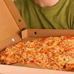 Доставщик пиццы спас похищенную женщину