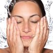 Как избежать высыпаний на лице летом: 5 действенных советов ухода за кожей от косметолога