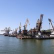 Россия открыла два гуманитарных коридора для судов в Черном и Азовском морях для вывоза зерна