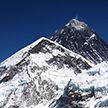 В 2023 году на склонах самой высокой горы в мире – Эвереста – погибли 18 человек