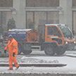 Дворы Минска очищают от снега более 2 тысяч коммунальщиков