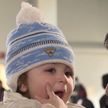 «Надеемся, что на Рождество Европа заговорит с нами». 600 человек остаются на границе с Польшей – белорусы для детей беженцев организуют мобильную школу
