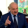 Лукашенко о закрытии неба для России: Безумцы, закрыли небо! Через Северный полюс полетят?