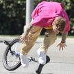 Джастин Бибер упал с моноцикла и стал героем мемов (ФОТО)