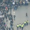 Антиковидные протесты охватили более 50 стран