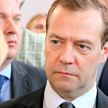Медведев призвал врагов молиться на российских воинов