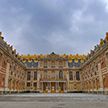 Посетителей Версальского дворца в Париже эвакуировали из-за пожара (ВИДЕО)