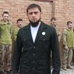Министр Чечни записал видео на фоне пленных штурмовиков ВСУ