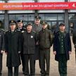 Иностранные военные атташе побывали на МТЗ и в Институте пограничной службы Беларуси